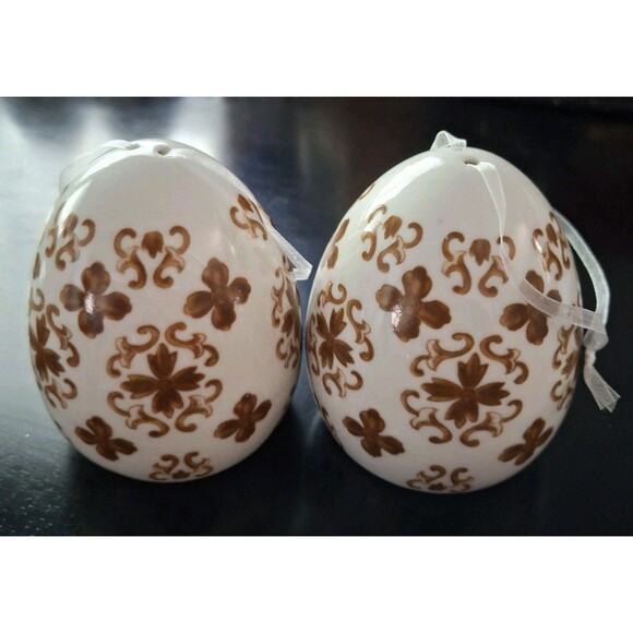 Valerie Parr Hill Gold & White 2 Timed Illumination 3.5" Damask Porcelain Eggs - Picture 6 of 8